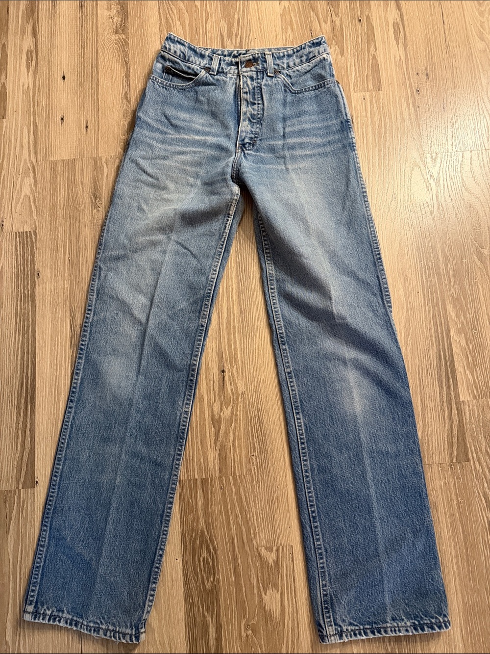 Classic Women's Light Blue Straight-Leg Jeans